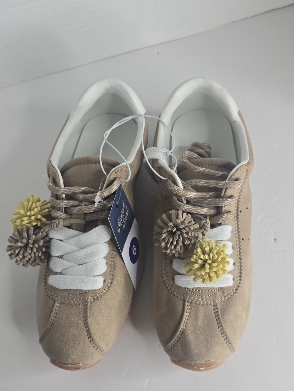Women's JoJo Sneaker Universal Threads Size 6 - Picture 4 of 9